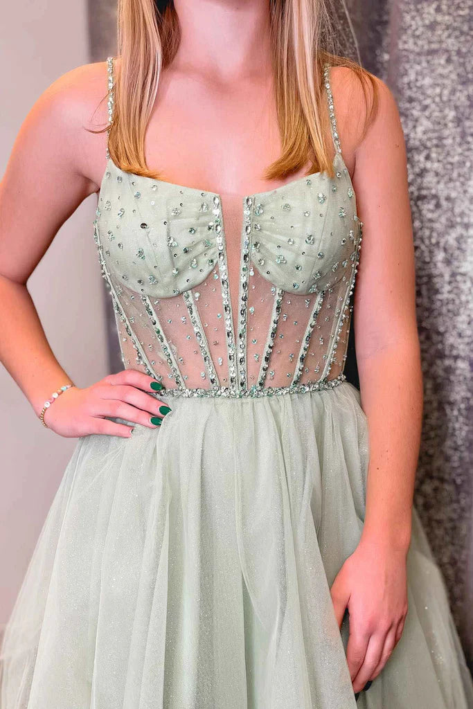 Vestido de fiesta de tul con lentejuelas y cuentas, tirantes finos en forma de A